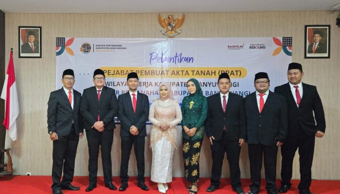 Delapan PPAT Resmi Dikukuhkan, Kepala Kantah Banyuwangi Tekankan Profesionalisme dan Adaptasi Digital