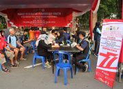 Polwan Polres Bojonegoro Gelar Bakti Kesehatan di CFD, Warga Antusias Serbu Layanan Gratis