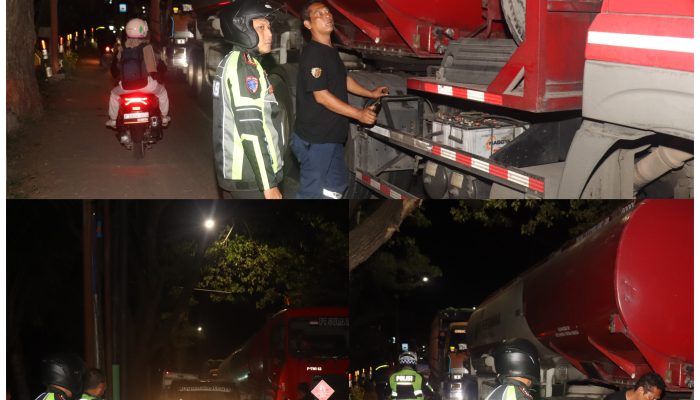 Gercep!!! Polresta Banyuwangi Tangani Truk Mogok di Tengah Lonjakan Arus ke Pelabuhan Ketapang