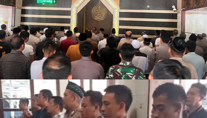 Polresta Banyuwangi Gelar Sholat Ghaib untuk Pengemudi Ojek Online