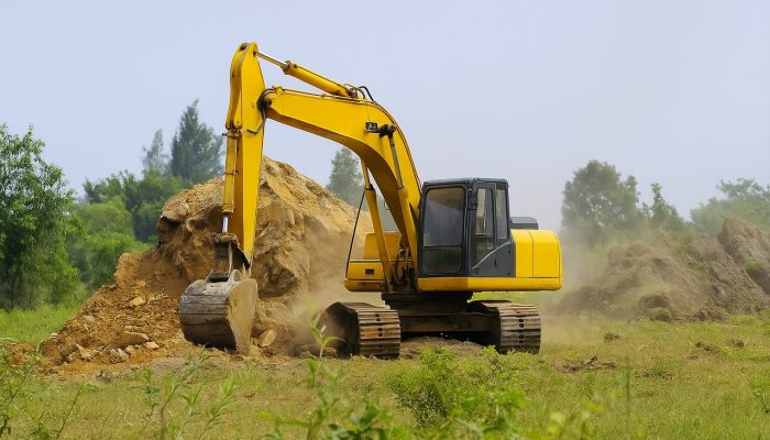 Tambang Galian C Diduga Alihkan Lahan Pertanian di Rogojampi, Wartawan Dihalang-halangi Masuk.