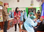 Dukung Layanan Kesehatan Banyuwangi, “Unjani Mengabdi” Cek Kesehatan Gigi Warga Desa