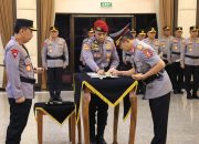 Kapolri Pimpin Sertijab Kabaintelkam dan Dankor Brimob Polri