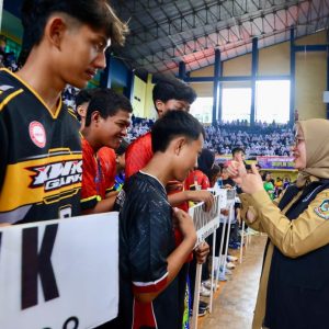 Bupati Ipuk Buka Kejurprov Voli U-19 di Banyuwangi, Diikuti 38 Tim se-Jatim.