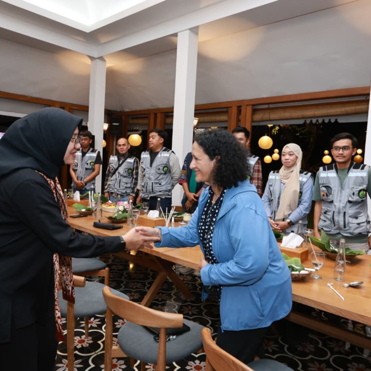 Geologi Ekonomi Indonesia (MGEI) Melakukan Field Trip ke Kawasan Geopark Ijen, termasuk Pulau Merah.