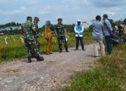 Pasi Ter Kodim 1014/Pbn Dampingi Kunjungan Pasahli Bidang Ekonom Kodam XII/Tpr Tinjau Program Upsus Oplah Pertanian