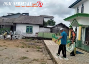 Babinsa Koramil 1014-08/Jelai Bersama Warga Gelar Gotong Royong Renovasi Masjid Nurul Iman, Perkuat Silaturahmi dan Kamtibmas