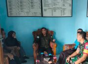 Pererat Sinergitas, Babinsa1015-07/Parenggean Komsos Dengan Perangkat Desa