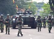 Prajurit Brigif 1 Marinir Sambut Universitas Pertahanan Dengan Demonstrasi Kerja Sama Infanteri Tank (KSIT).