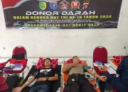 Sinergitas bagi Kemanusiaan, Polsek Bukit Batu Ikut Donorkan Darah saat Peringatan HUT TNI ke-79 