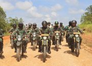 Beri Dukungan Moril Prajurit di Perbatasan, Pangdam XII/Tpr Kunjungi Pos Kout Senaning Satgas Yonzipur 5/Abw