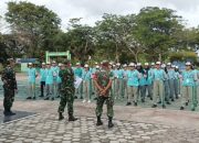 Tanamkan Bela Negara Dan Kedisiplinan, Babinsa 1011-04/Selat Latih PBB Pada Siswa