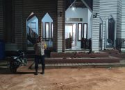 Ciptakan rasa aman selama Ramadhan 2025, Polsek Marikit Polres Katingan Amankan Ibadah Tarawih diwilayah Kecamatan Marikit Kabupaten Katingan