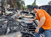 Tim Inafis Satreskrim Polresta Palangka Raya Olah TKP Kebakaran 3 Rumah di Jalan Sakan VII