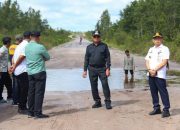 Bupati Seruyan,Cek Jalan Tranmigrasi Poros Desa Bangkal Antar Kecamatan.