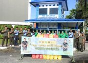 Personel Lanud Iskandar dan PIA Ardhya Garini Gelar Jumat Berkah