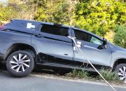Laka Lantas Tunggal Di Jalan Poros Tengah, Mitsubishi Expander Terperosok Ke Tebing