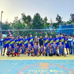 Ketua DPRD Mura Hadiri Turnamen Volly Ball Kades Cup di Desa Tabulang