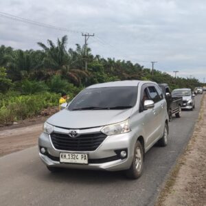 Satlantas Polres Seruyan Laksanakan Pengaturan Lalu Lintas Kejuaraan Grasstrack Bupati Seruyan 2026.