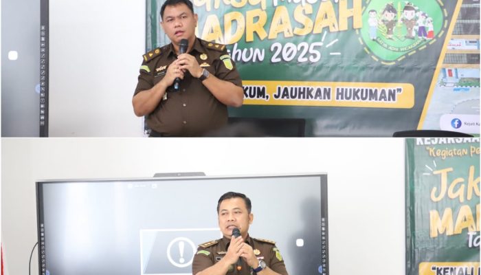 Melalui Program Jaksa Masuk Sekolah, Kejati Kaltim Berikan Penyuluhan Hukum Di SMA Negeri 14 Samarinda