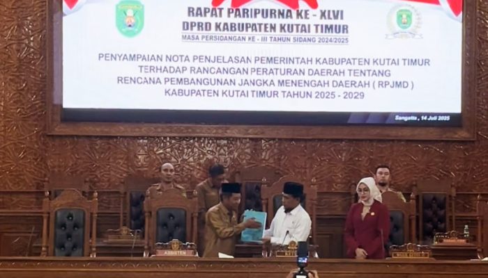 DPRD Kutai Timur Gelar Rapat Paripurna Ke-XLVI Bahas Nota Penjelasan RPJMD 2025–2029