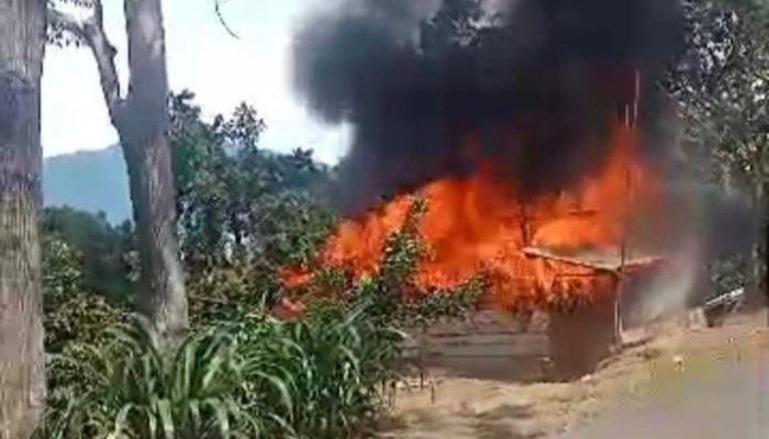Satu Rumah di Lumbok Seminung Hangus Dilalap Si Jago Merah