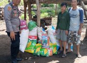 Dukung Ketahanan Pangan, Kapolsek Lubuk Linggau Timur I Serahkan Bibit Jagung dan Pupuk kepada Petani