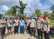 Kapolsek Muara Telang Bersama Anggota Melaksanakan Panen Raya Pad