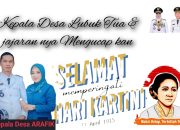 Kepala desa Lubuk tua mengucap kan selamat Hari kartini