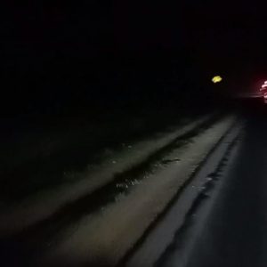 Pajak PJU Dipungut, Lampu Jalan Banyuasin Mati Bertahun-Tahun: Warga Desak Audit dan Tuntut Transparansi