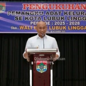 Wako Kukuhkan Pemangku Adat Kelurahan