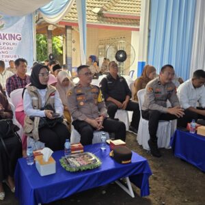 Wakil Kepala Kepolisian Resor Lubuk Linggau, Kompol M. Syamsul Zachri, mengikuti kegiatan Video Conference (Vidcon)