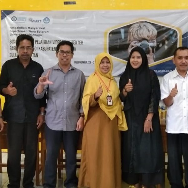 Departemen Ilmu Sejarah Unair Gelar Pelatihan Pembuatan Video Dokumenter Praktis pada Siswa SMA Negeri 13 Bulukumba