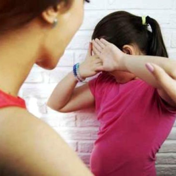 Miris! Ibu Ini Tega Siksa Anak Hingga Siram Pakai Air Panas