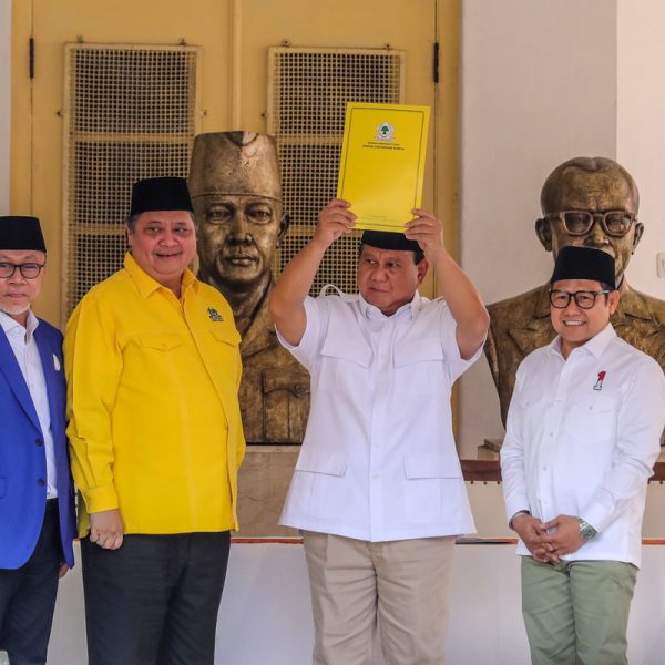 Golkar dan PAN Dukung Prabowo Subianto, Ganjar Ucapkan Selamat