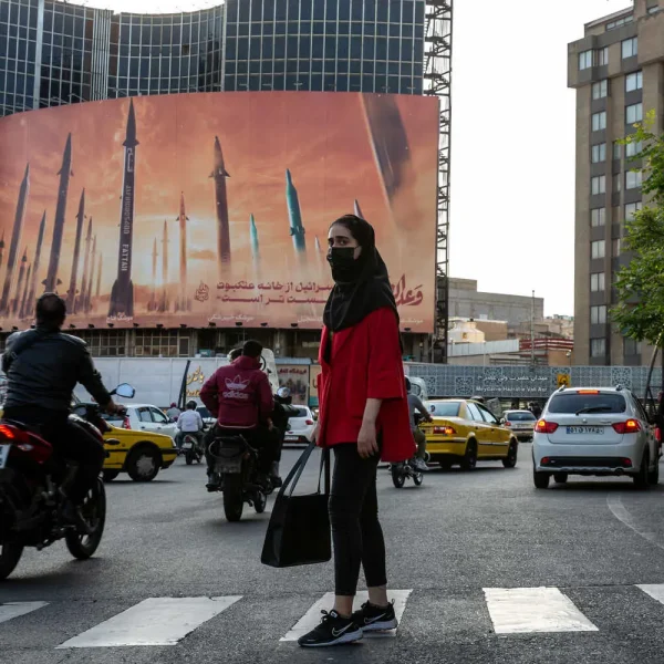 Para Pemimpin Dunia Mendesak Untuk Menahan Diri Saat Israel Mempertimbangkan Pembalasan Terhadap Iran