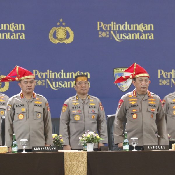 Kapolri Buka Rakernis Baharkam Polri Tahun 2024 di Makassar