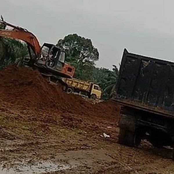 Pembangunan Pabrik Sawit di Simalungun Bermasalah, Mulai Dugaan Penggunaan Solar Subsidi,Tambang Pasir Ilegal, Hingga Ditolak Masyarakat Lokal