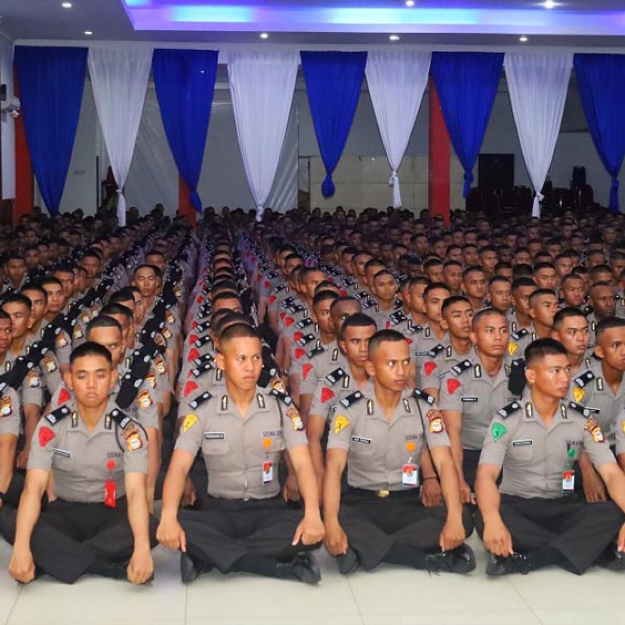 Kapolda Sulsel Berikan Pembekalan kepada 854 Siswa Diktuk Bintara Polri T.A 2024 di SPN Polda Sulsel