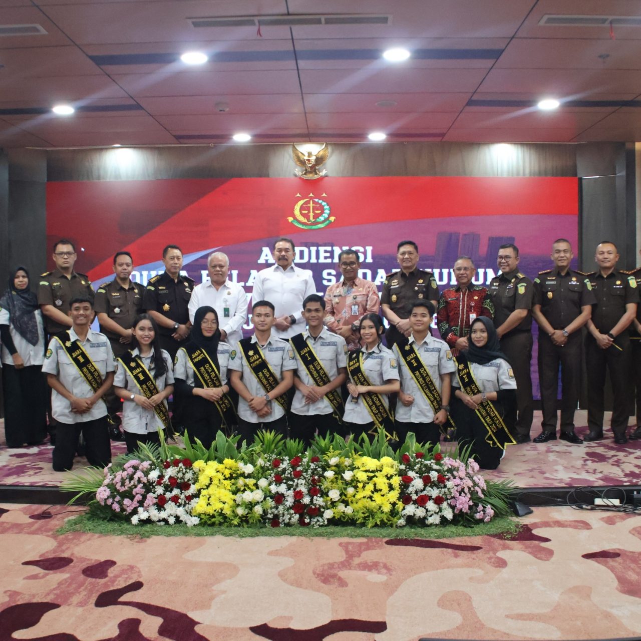 Jaksa Agung Dukung Edukasi Hukum Sejak Dini Saat Terima Kunjungan Duta Pelajar Sadar Hukum  Kalimantan Timur 2024