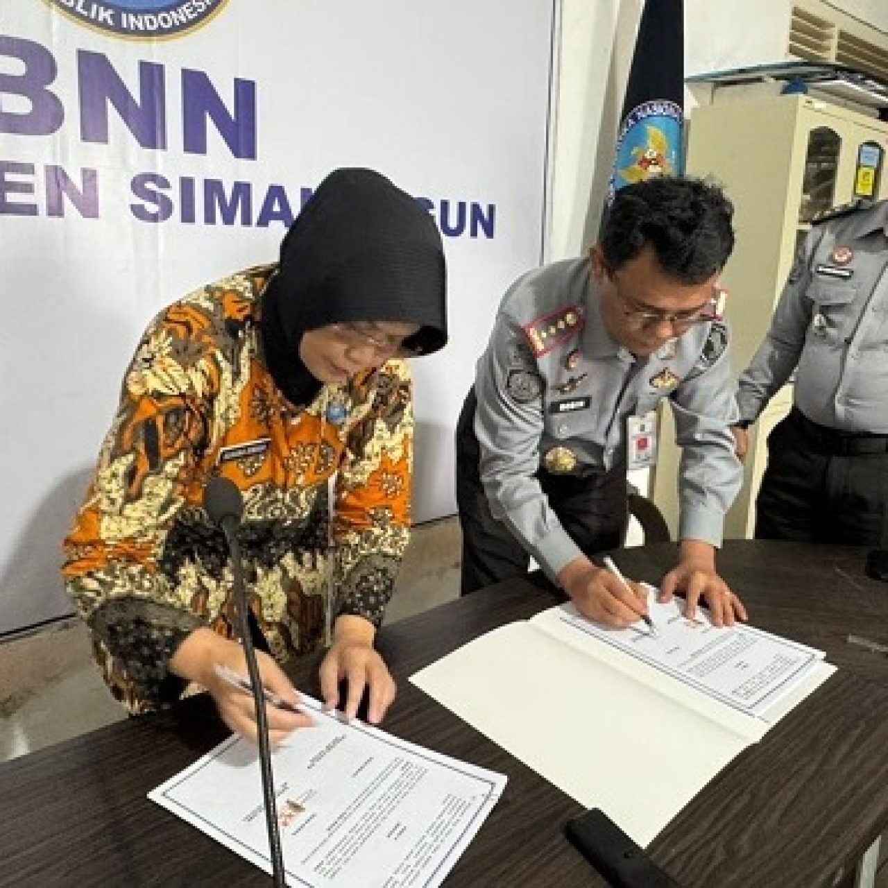 Kalapas Narkotika Pematangsiantar dan Kepala BNNK Simalungun Tandatangani Perjanjian Kerja Sama