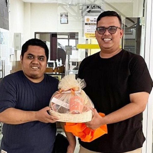 Telkom Apresiasi RS Harapan Siantar dengan Hampers Spesial