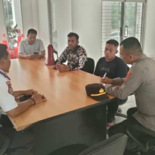 Dugaan Pelanggaran Izin: Gemlab Raya Soroti Aktivitas Truk CPO PT PMKS Indo Sepadan Jaya di Labuhanbatu