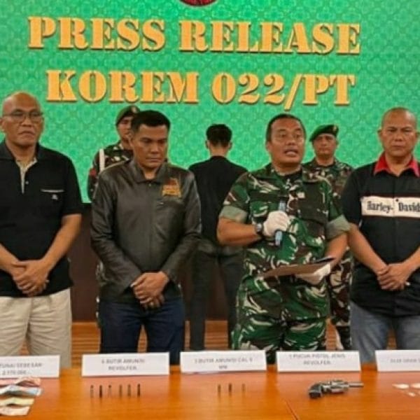 Tim Intel Korem 022/PT Gagalkan Peredaran Narkoba, Tangkap Pengedar dan Berhasil Mengamankan Senjata Pabrikan di Simalungun Sumut