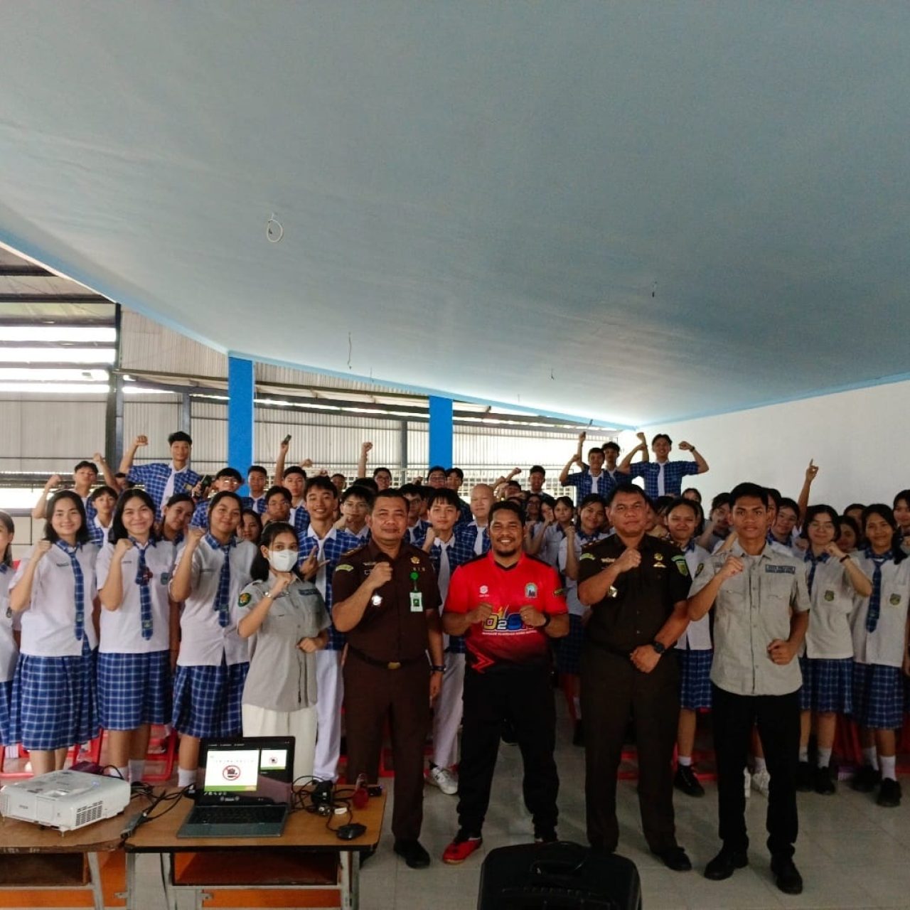 Kejati Kaltim Berikan Penyuluhan Hukum Di SMA Katolik Santo Fransiskus Assisi Samarinda