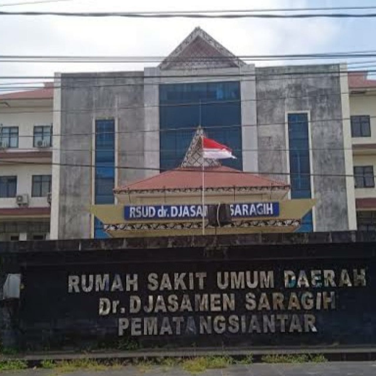 Penanganan Medis RSUD Djasamen Saragih Dinilai “Buruk” Pasien Harus Menunggu Dokter Berjam-Jam
