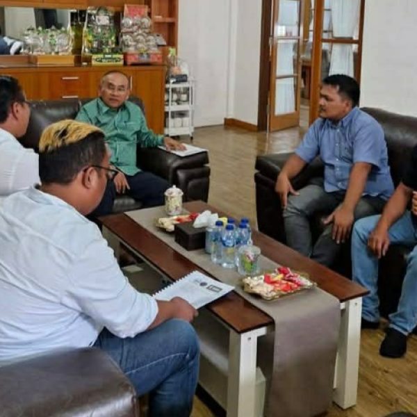 Diduga Lakukan Kecurangan Dalam Perekrutan PPPK, Kadis BKSDM Simalungun Dilaporkan ke Polisi