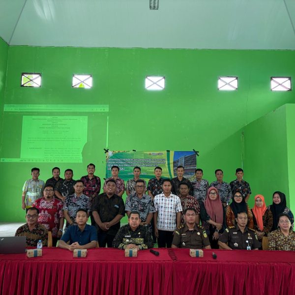 Kejaksaan Tinggi Kaltim Berikan Penerangan Hukum Di Kecamatan Maratua Berau