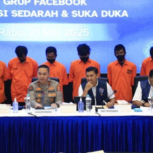 Bareskrim Polri Ungkap Grub Facebook Penyebar Pornografi Anak, Enam Tersangka Ditangkap