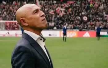 Simon Tahamata Resmi Menjadi Kepala Pemandu Bakat PSSI